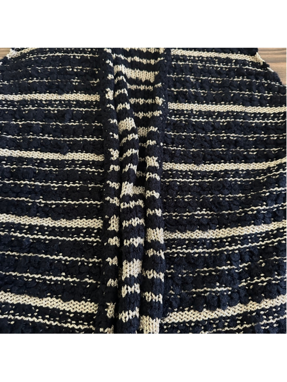 Women’s Chico’s Metallic Black Gold Fringe Vest Size 0 Open Front Boho Festival - Picture 6 of 11